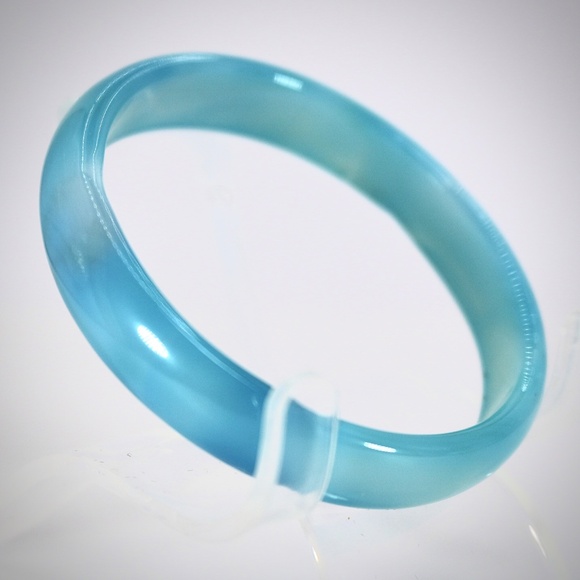 Bright Blue Agate Stone Bangle - Picture 2 of 7